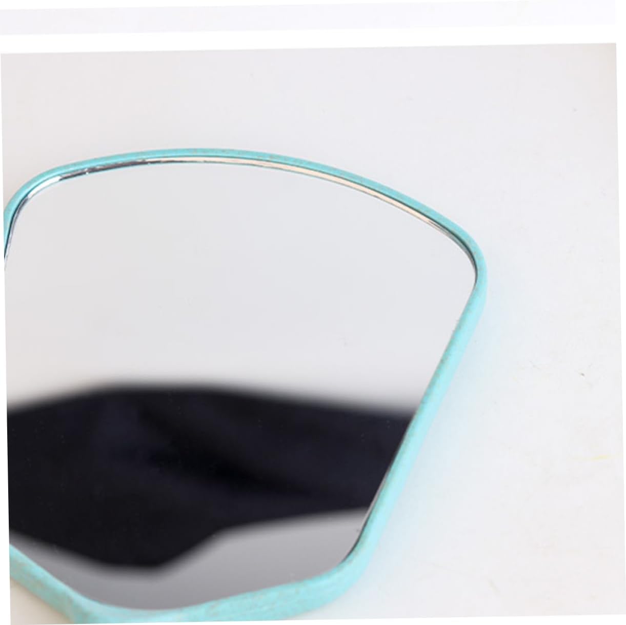 Beavorty Portable Makeup Mirror for Women Travel Daily Use