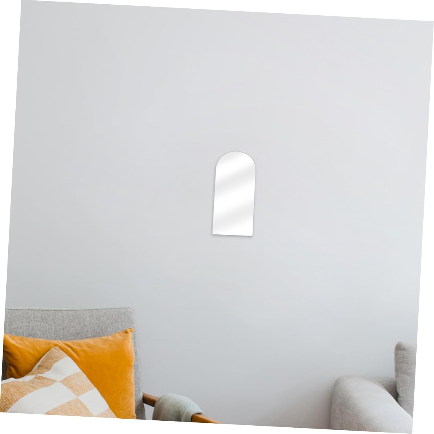 PRETYZOOM Irregular Acrylic Wall Mirror for Vanity and Dorm Use