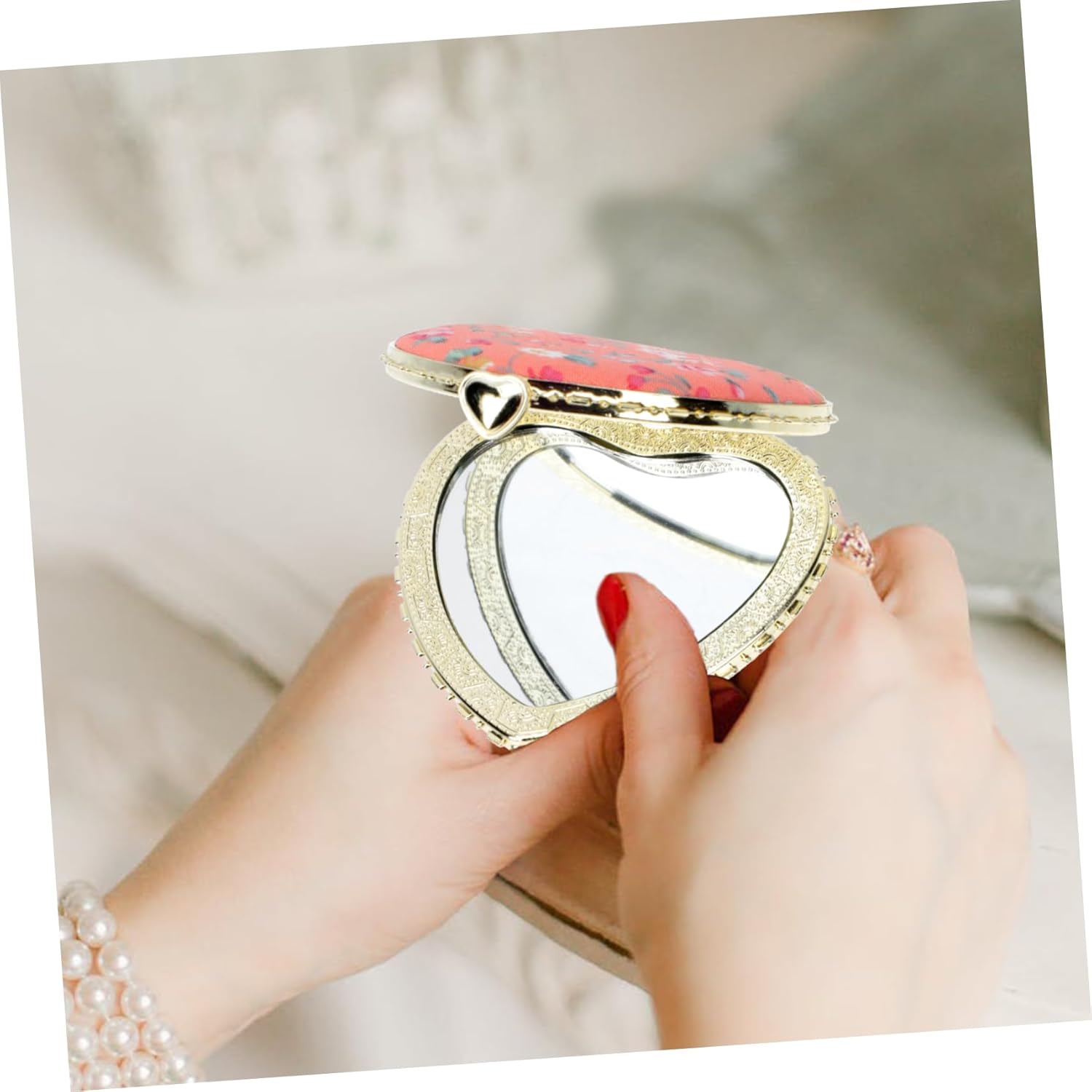 Heart Double-Sided Makeup Mirror for Beauty