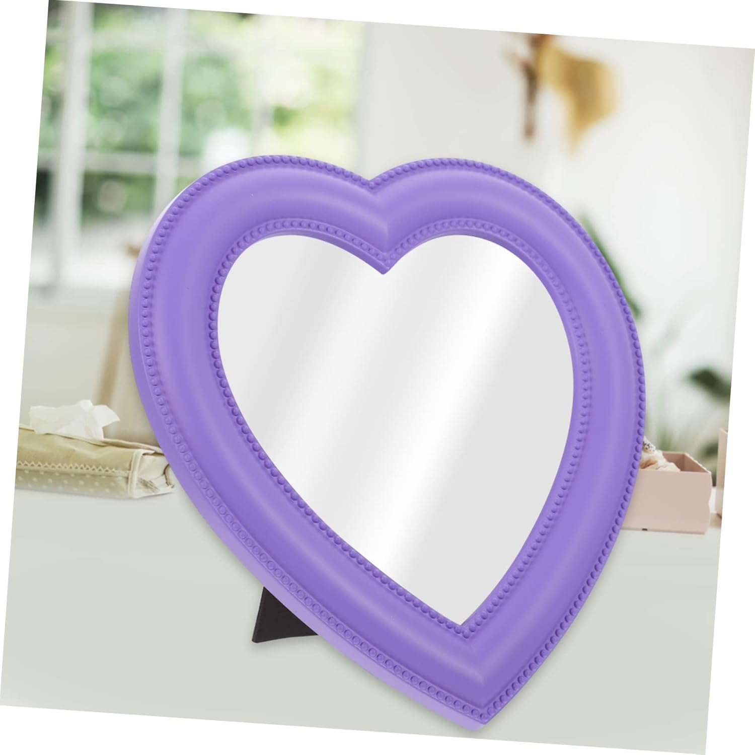 Cute Heart-Shaped Rotating Makeup Mirror