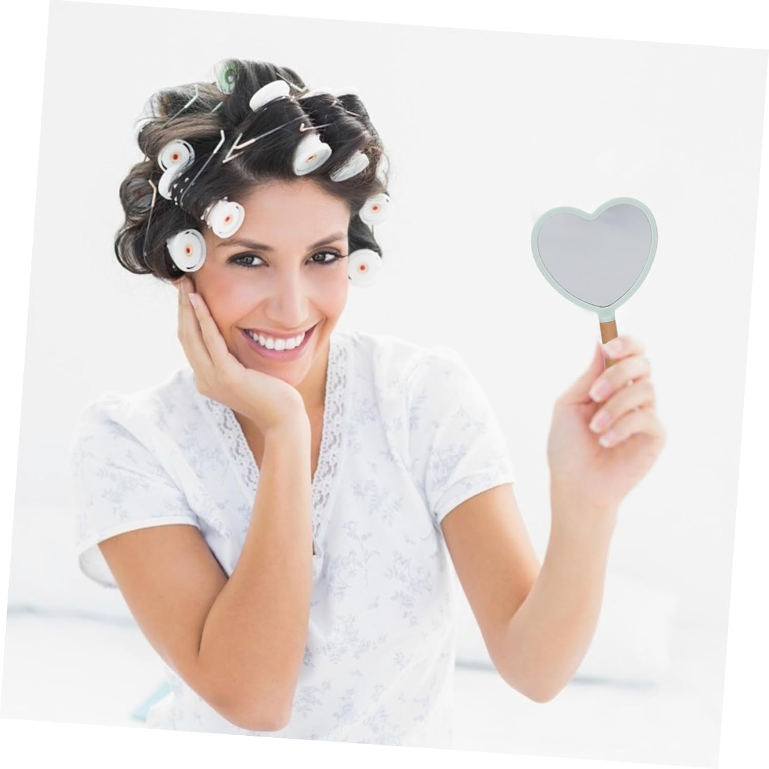 Heart Shape Handheld Makeup Mirror for Home Travel 1