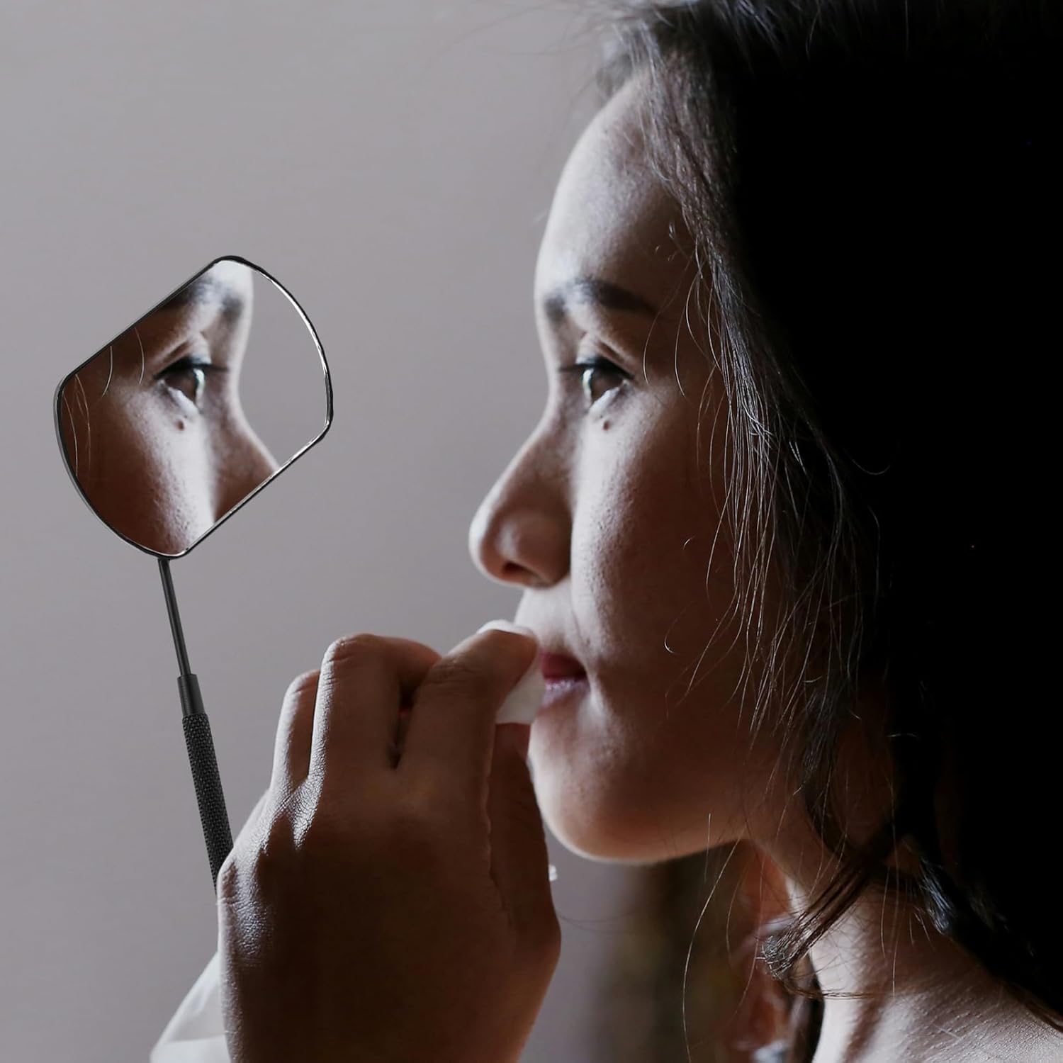 BESTYASH Stainless Steel Eyelash Mirror with Handheld Design