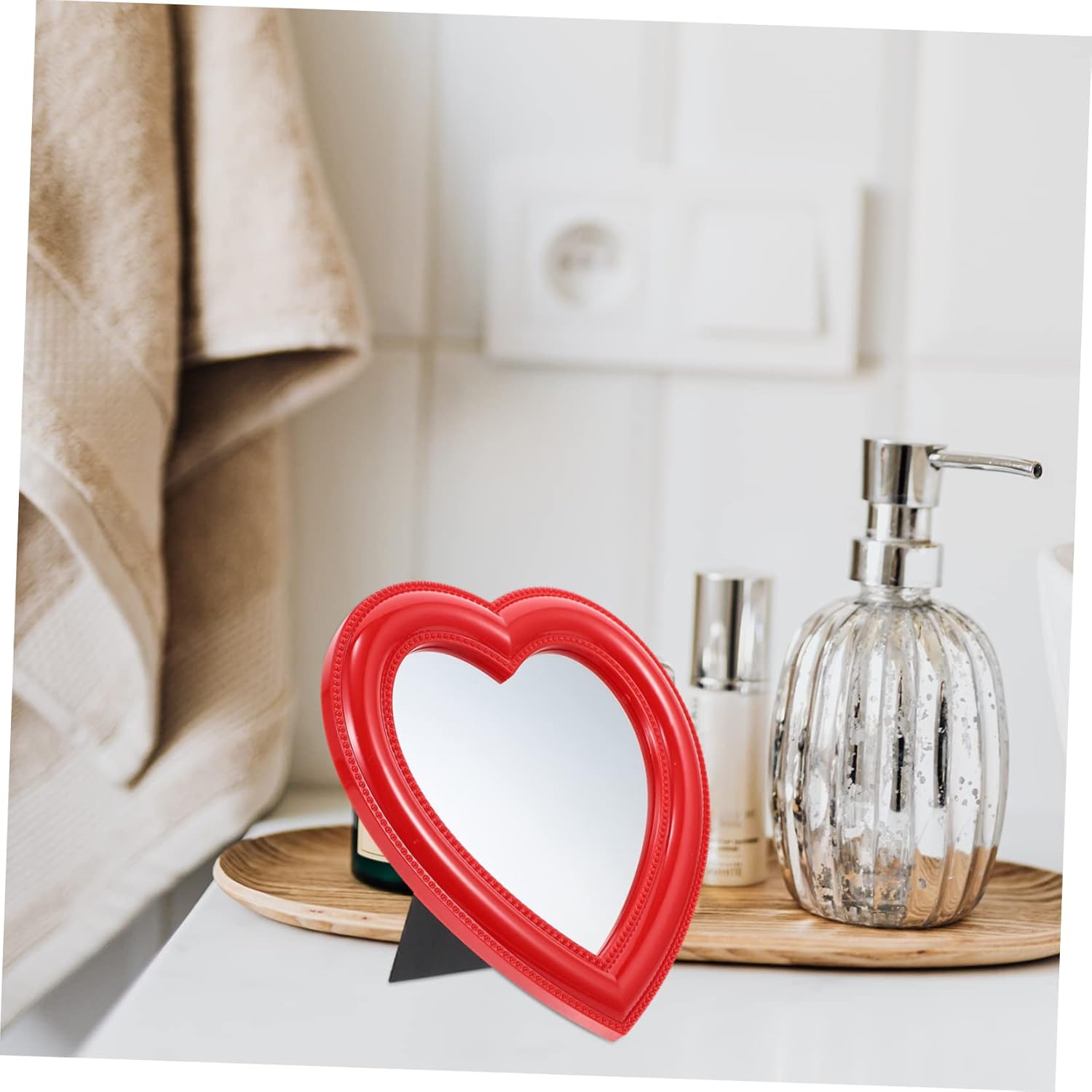 VALICLUD Heart Shaped Makeup Mirror 1