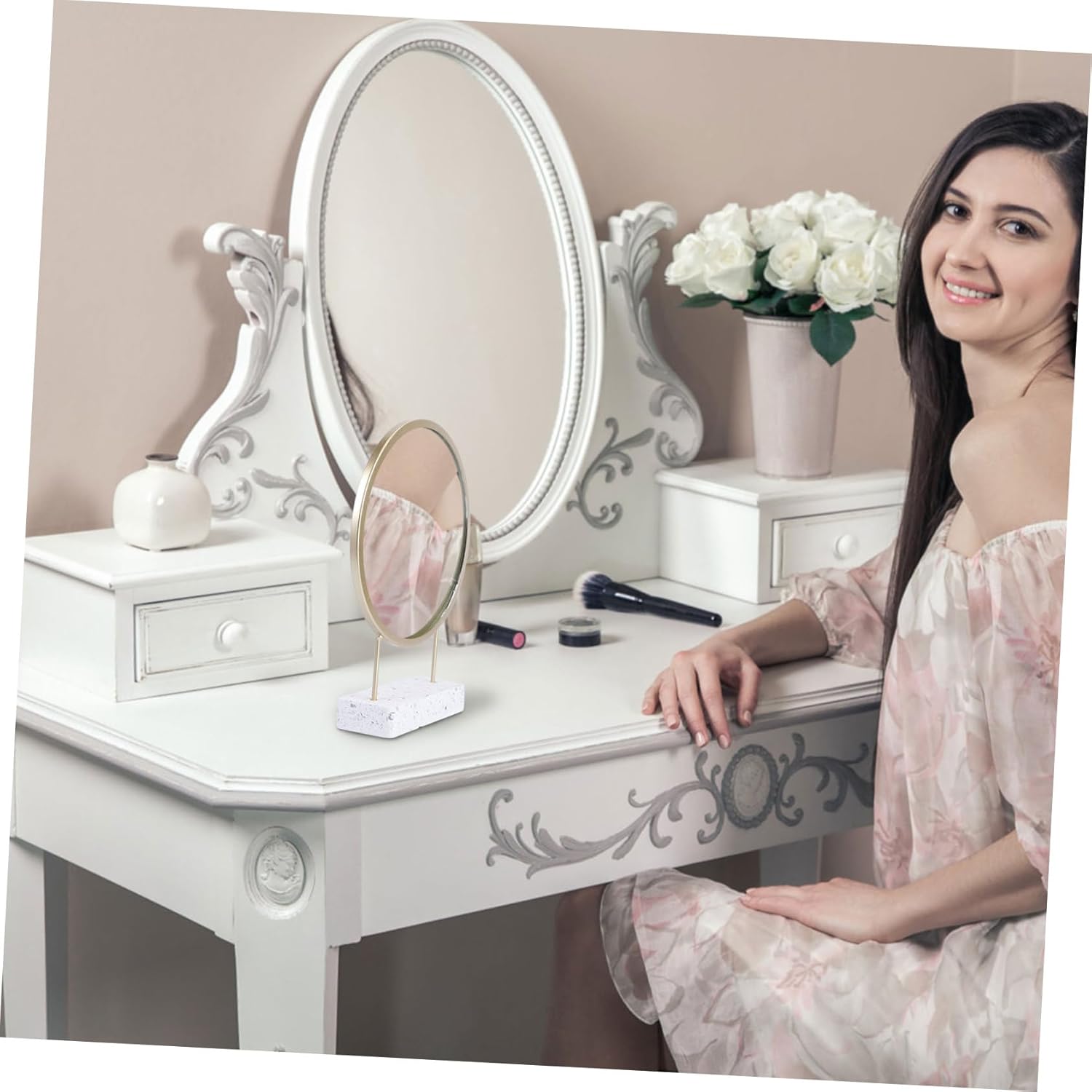 IMIKEYA Portable Makeup Mirror with Stand