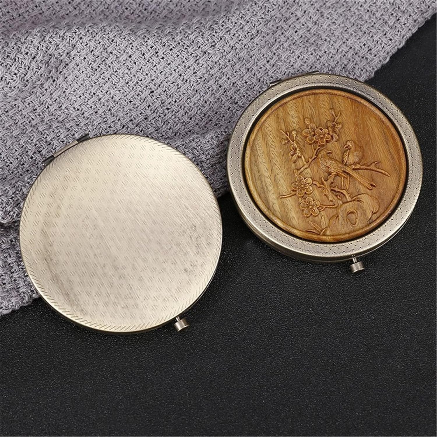 SMDSAZ Vintage Wooden Carving Compact Mirror
